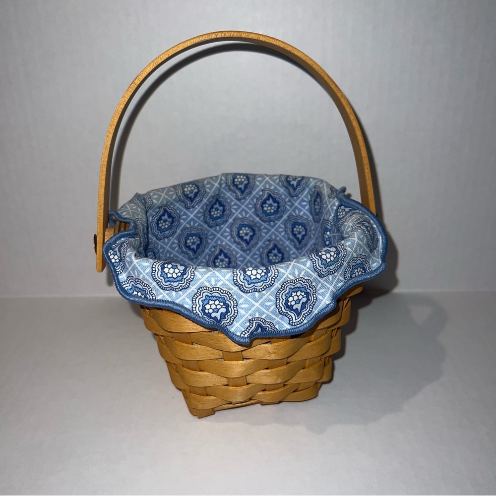 2001 Longaberger Horizon of Hope Basket
